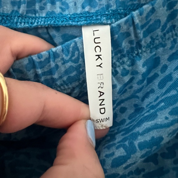 The Lucky Brand Sea of Love Romper in Blue - Picture 4 of 7